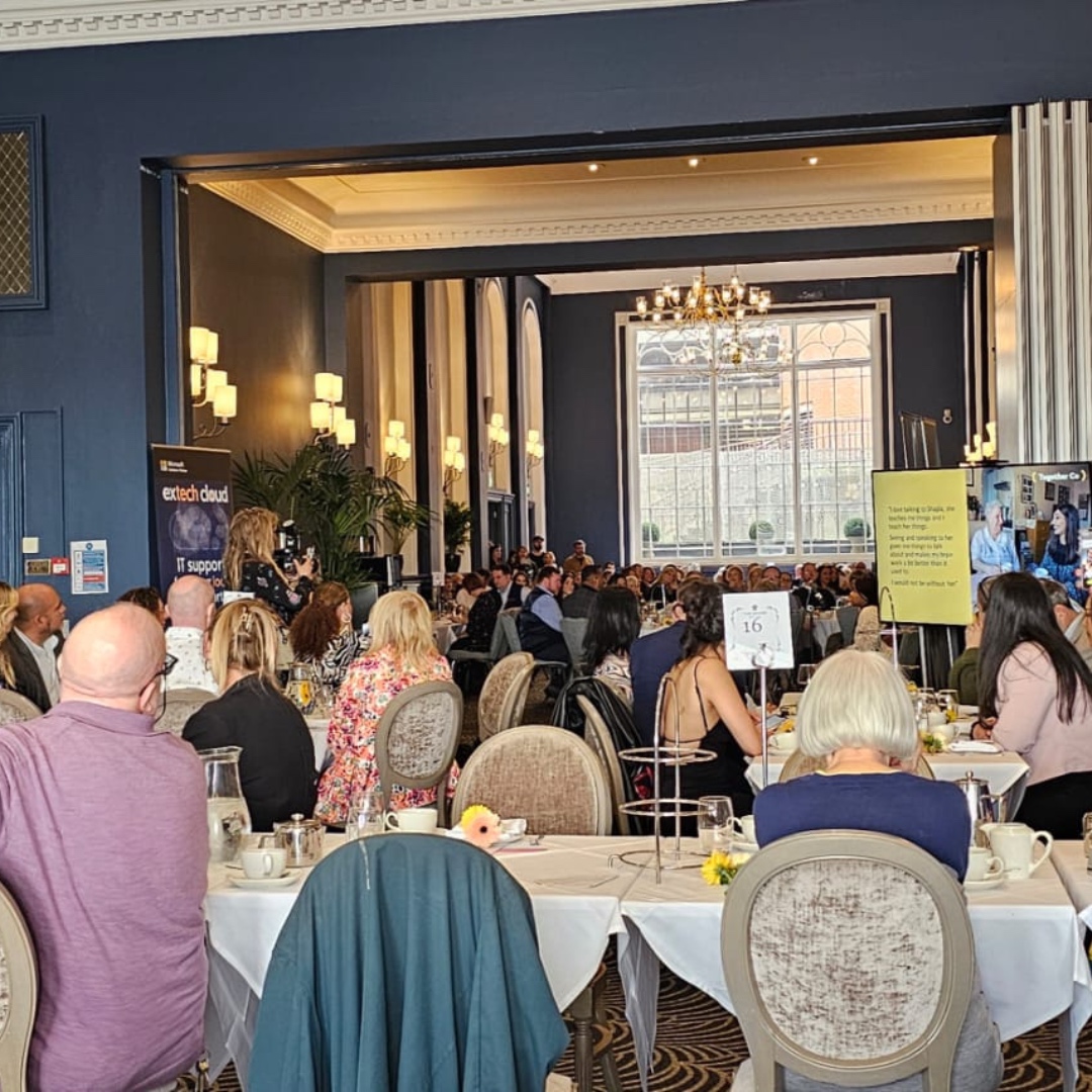 prestoninsbrkrs's tweet photo. Noel attended the Together Co afternoon tea charity event at The Grand Hotel on Monday, with a fantastic appearance by the Brighton Welsh Male Voice Choir, as part of The Grands 160th Anniversary. https://t.co/pdKEbl12LK

#togetherco #thegrandbrighton https://t.co/OVIfVtVENs