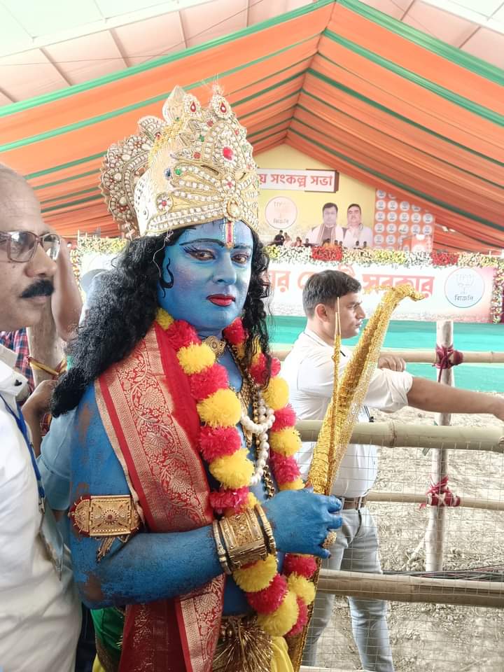 বিকশিত ভারত গড়ার পথে মোদী সরকার 
গোটা দেশের বিশ্বাস আজ মোদীর গ‍্যারান্টির উপর ..joy 
#BanglarGhoreGhoreModi