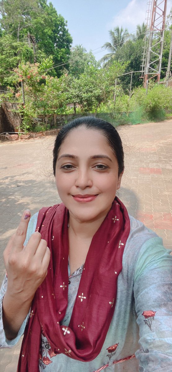 My Vote My right. Voted for a progressive, secular, democratic, liberal India #LokSabhaElections2024