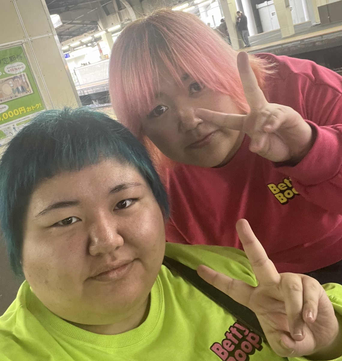 HonoYuuchannel's tweet photo. 私たちは、穂乃優羽channel
とい名前で姉妹でYouTubeやってます🥰

ダイエット動画や、料理動画、日常動画など、様々な動画を出しているので、
良かったらチャンネル登録よろしくお願いします！
 #YouTube  #YouTuber  #チャンネル登録お願いします 

https://t.co/yjhRoSzufq https://t.co/yt7umrIBqm