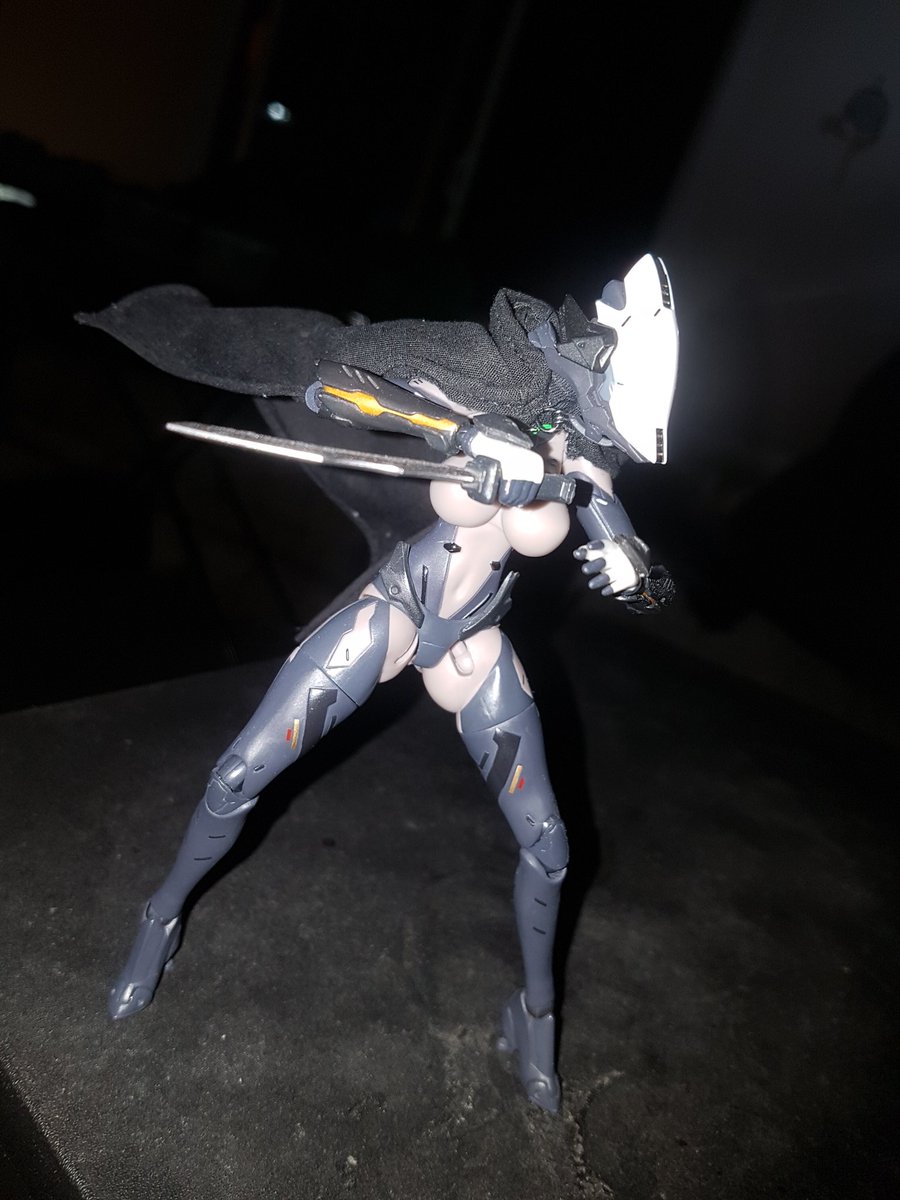 TheLocalBard's tweet image. Took some Assassin pictures while I made supper.

#SnailShell #Assassin #SnailShellAssassin #ToyPhotography @wozhike