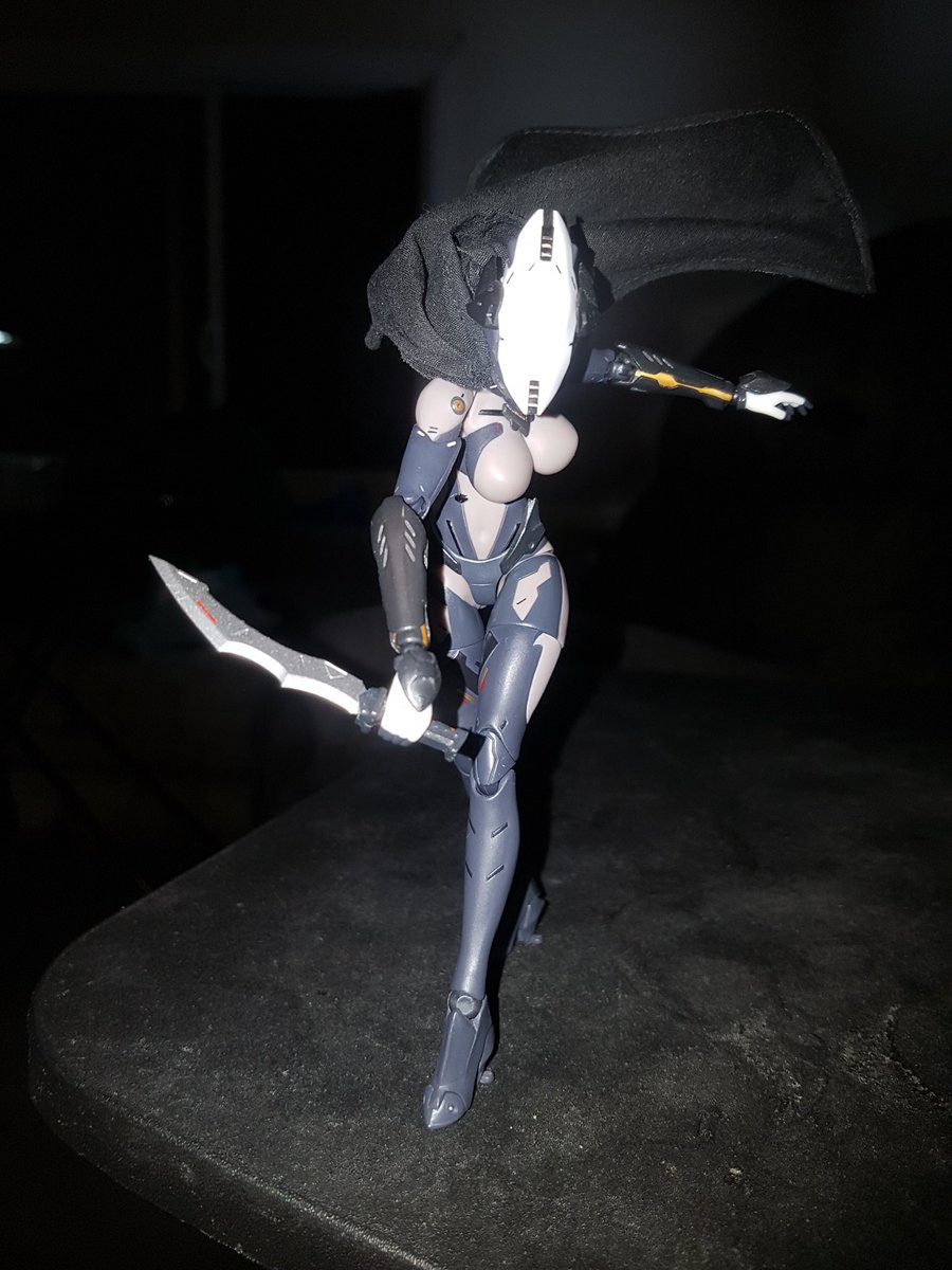 TheLocalBard's tweet image. Took some Assassin pictures while I made supper.

#SnailShell #Assassin #SnailShellAssassin #ToyPhotography @wozhike