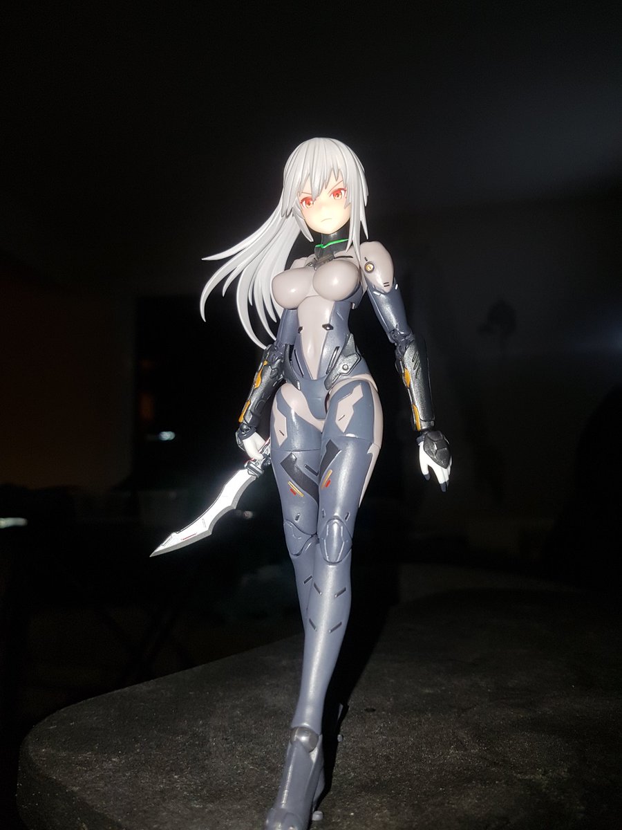 TheLocalBard's tweet image. I need to see about getting more props for figures of this size scale.  I think it&apos;s 1/12th scale?  Something like that.

#SnailShell #Assassin #SnailShellAssassin #ToyPhotography @wozhike