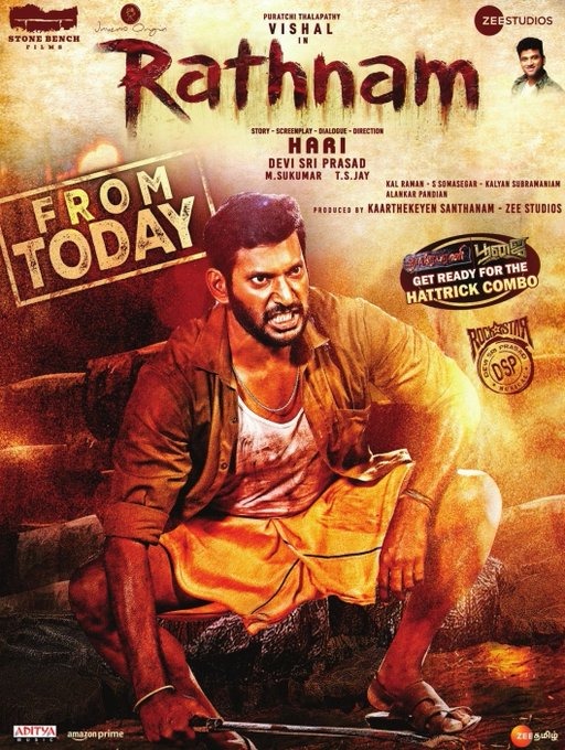 Puratchi Thalapathy @VishalKOfficial's #Rathnam in theatres from today.

Telugu states release by #SreeSiriSaiCinemas 

Book your tickets now 
bit.ly/3UwrVdj

#Hari @ThisisDSP @stonebenchers @ZeeStudiosSouth @priya_Bshankar