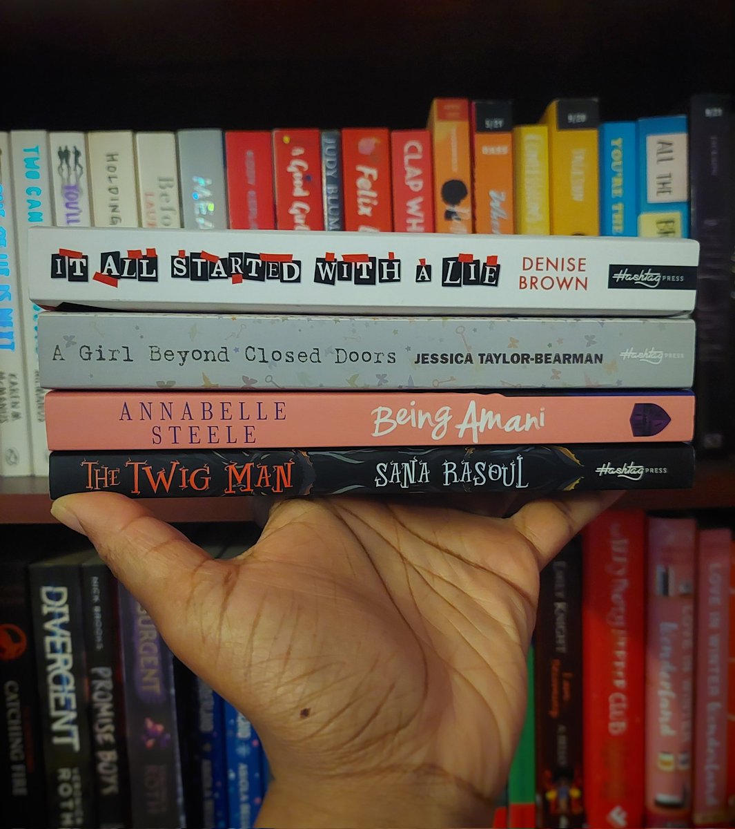 To celebrate co-founder Helen Lewis's birthday 🎉 We're giving away a stack of Hashtag books for one lucky winner.
To enter, FOLLOW us, LIKE and RETWEET this post and COMMENT Happy Birthday. Extra points for balloons! 

UK only. Closes April 3rd. 

#happybirthday 
#giveaway