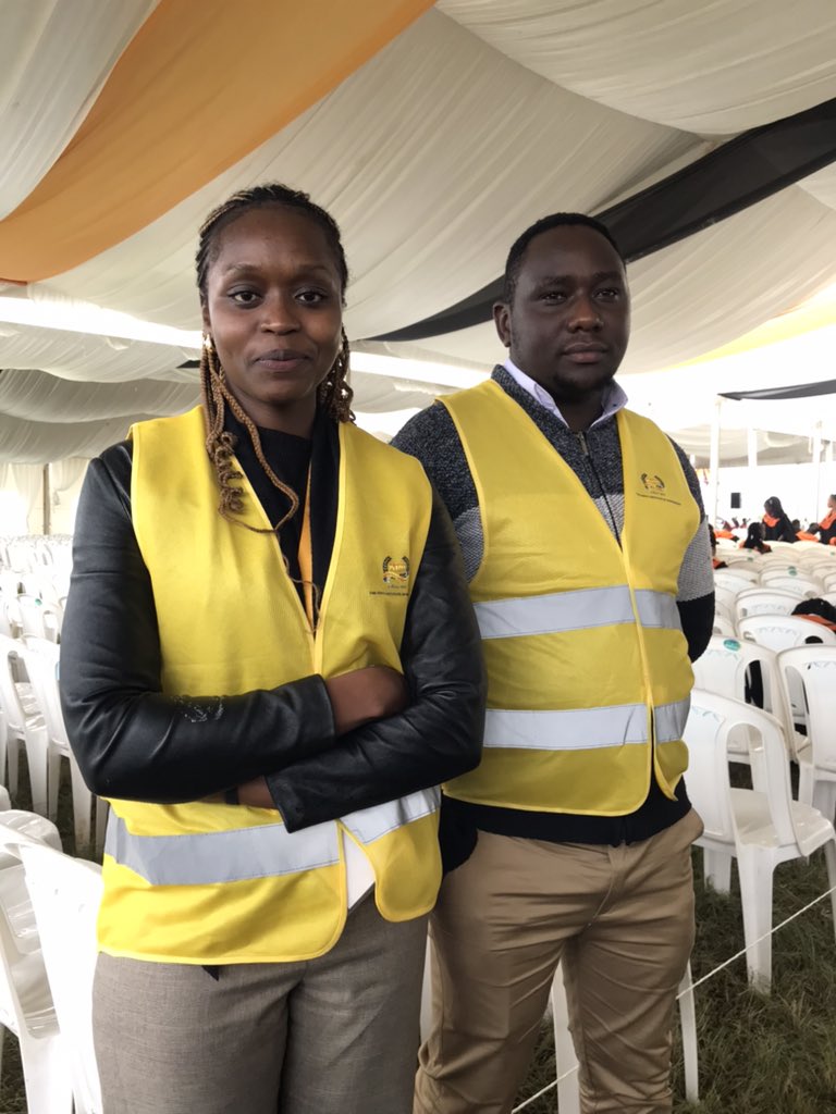 Our ushers branded in KIM reflectors are ready to help and guide on the ground . Reach out to anyone with these reflectors if in need of some guidance 🎓🥳 #KIMGraduation2024