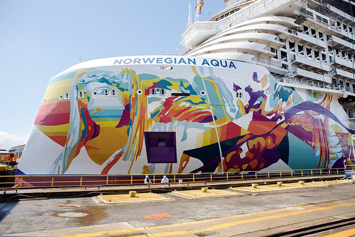 .@CruiseNorwegian along with its partners at Fincantieri, commemorated the moment #NorwegianAqua, the 1st of the Prima Plus Class, floated out from dry dock in Marghera (Venice), Italy & made contact with the water for the very 1st time.

#CruiseNorwegian #NorwegianAqua