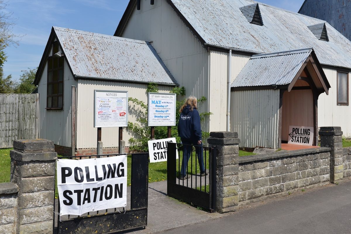 Business groups, employers, civil society organisations & community groups are all combining forces to encourage people to boost voter turnout, by backing a new Voter Registration Champions scheme from Citizens UK. buff.ly/3w37knG #VoterRegistration #UKPolitics