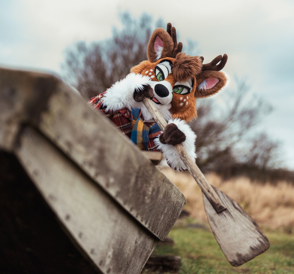 Rowing into the weekend this #FursuitFriday 📸: @Nighti331