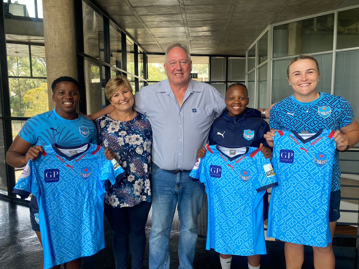 Special visit from GP Consult during the jersey handover ahead of our first home game.

#BullsDaisies | #BackTheBulls