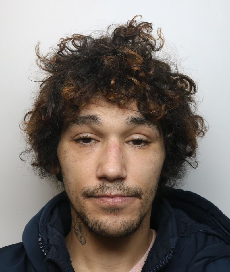 We're committed to fighting retail crime. Working with @WestNorthants, our Northampton NPT officers have secured a criminal behaviour order to prevent convicted prolific shoplifter Jordan McKenzie, 31, entering any Co-op countywide. More: ow.ly/fEL950RoME6 #retailcrime