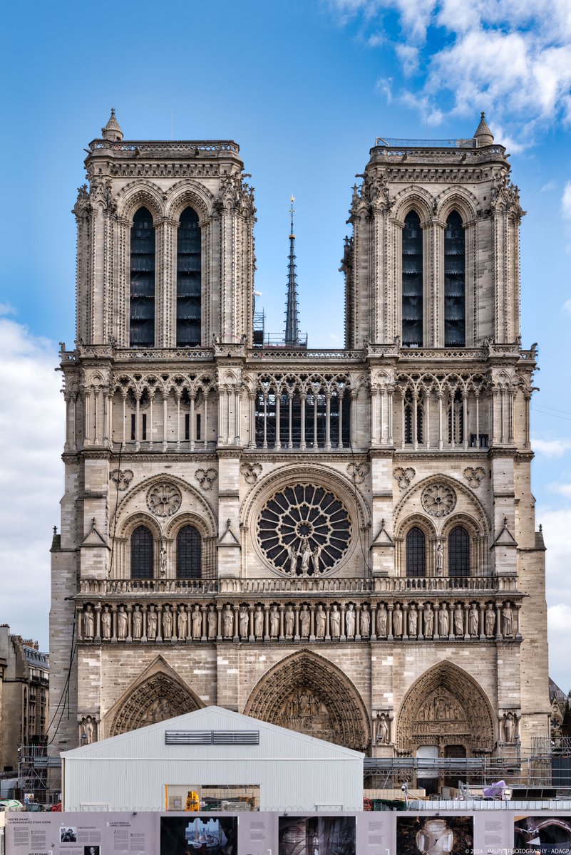 Les travaux de Notre-Dame de Paris avancent la flèche est en place  
Leica SL2 
#jmlpyt #photography #paris #parisjetaime #visitparis #explorefrance #visitfrance #gettyimagesContributor #shootuploadrepeat #pantheon #Francemagique #NotreDame #notredamedeparis #Leica #leicacamera