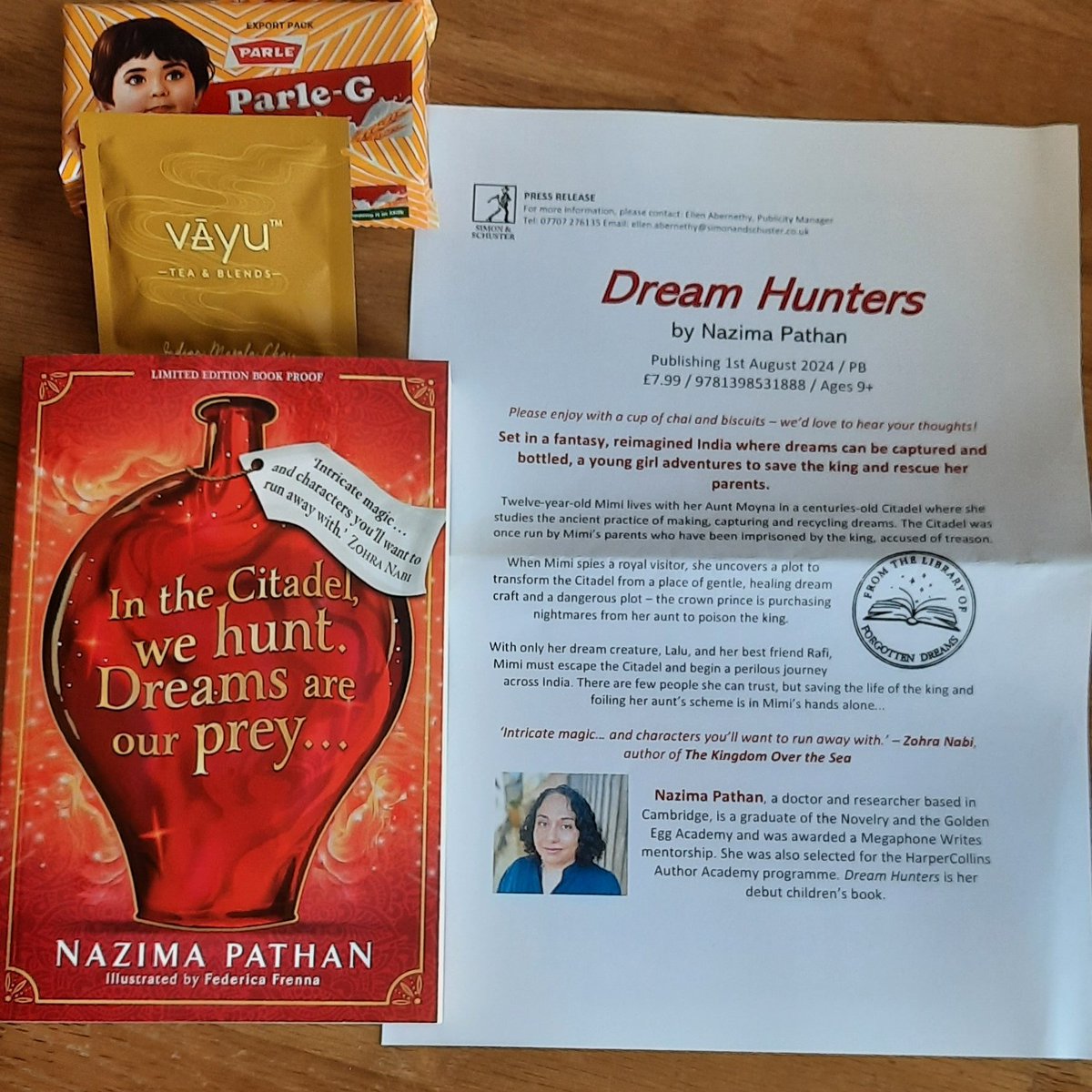 Hugely thanks to @simonkids_UK for this wonderful book post, Dream Hunters by Nazima Pathan❤️📚📮 Apart from the enchanting fantasy sounding right up my bookshelf, it shoots straight to the top of the pile so I can try the tea! @drnazimapathan