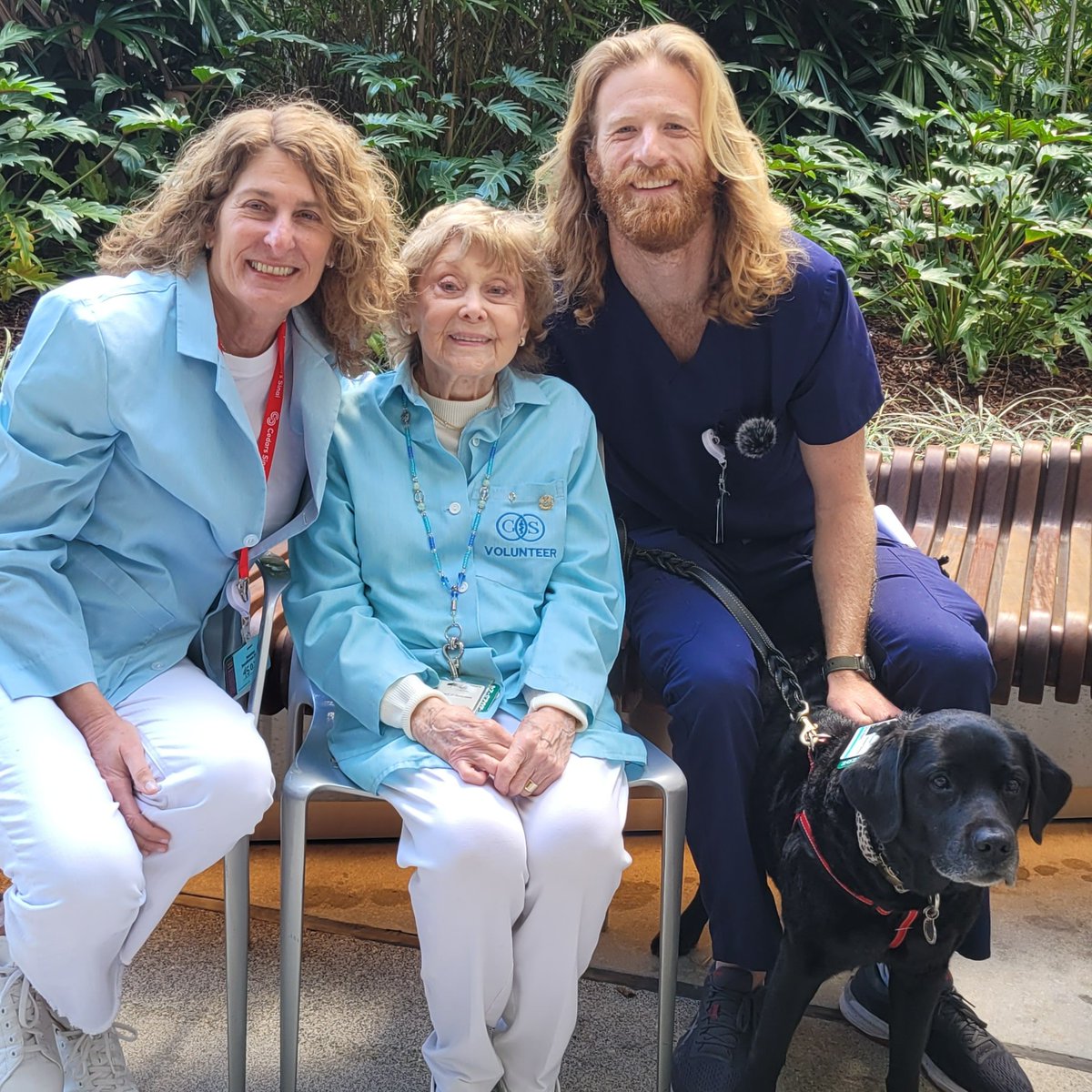 Celebrating #NationalVolunteerWeek spotlighting this special family, spanning three generations of volunteers! Your dedication & compassion are inspiring. Thank you to all Cedars-Sinai's volunteers and the team that supports their vital work. Read more: ceda.rs/3QhVuge