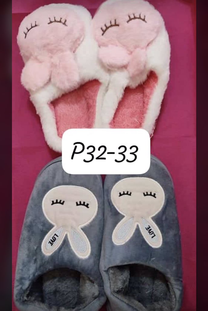AzazaPetits's tweet photo. Nos prix 💲, le plus important, vont de 3500 à X 

Même les pantoufles nous avons ☺️ https://t.co/GBL69AbkZw