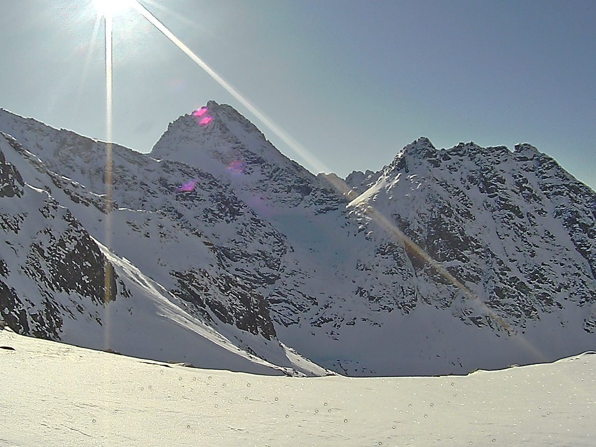 GORSKI_SWIAT's tweet image. 26.04. piątek...
#mountain_world 🏔️#TATRAS #aktualnewarunki_currentconditions 📷
warunki dziś i weekend : 🌤️🌤️, od jutra temp. na +++
@SOB_pl
@MeteoprognozaPL
@IMGW_CMM
tpn.pl/zwiedzaj