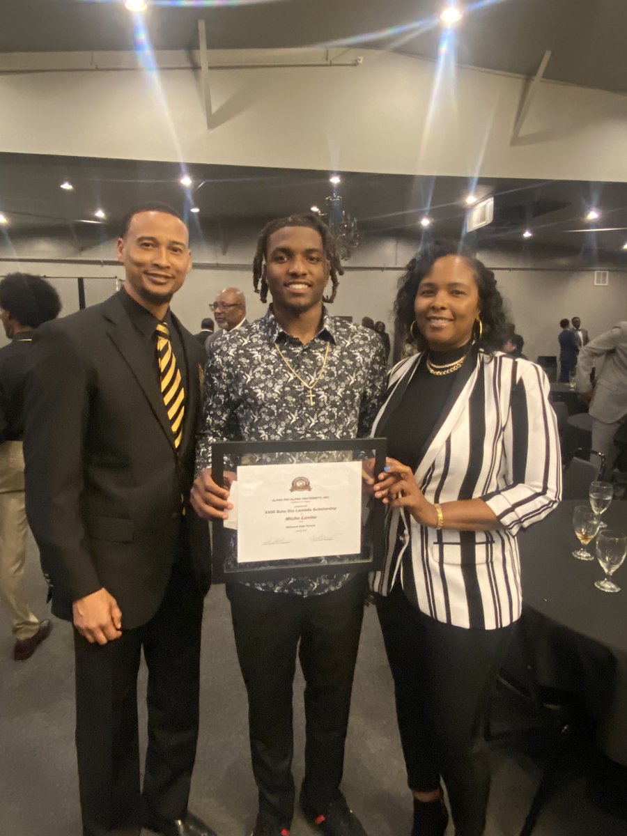 Today Micho received a scholarship from The Beta ETA Lambda Scholarship Foundation of Alpha Phi Alpha. Thank you Alpha Phi Alpha Fraternity,you are appreciated. The message was “You might stumble, but don’t fall” #MillwoodFalcon #ScholarAthlete🦍  #ProudMom 🙏🏾🦾🖤💛 @MichoLavine