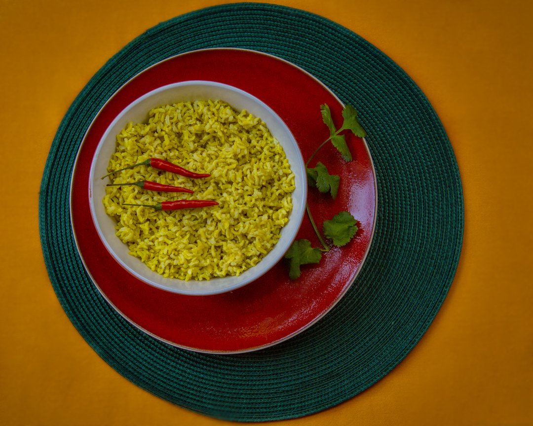 Renurecipes's tweet photo. Experience the simplicity and satisfaction of our rice-based dish, perfect for any mealtime occasion. With just a handful of ingredients and minimal preparation, you can enjoy fluffy brown basmati rice infused with the subtle flavors of turmeric and salt. https://t.co/jtbjZ5pEP4