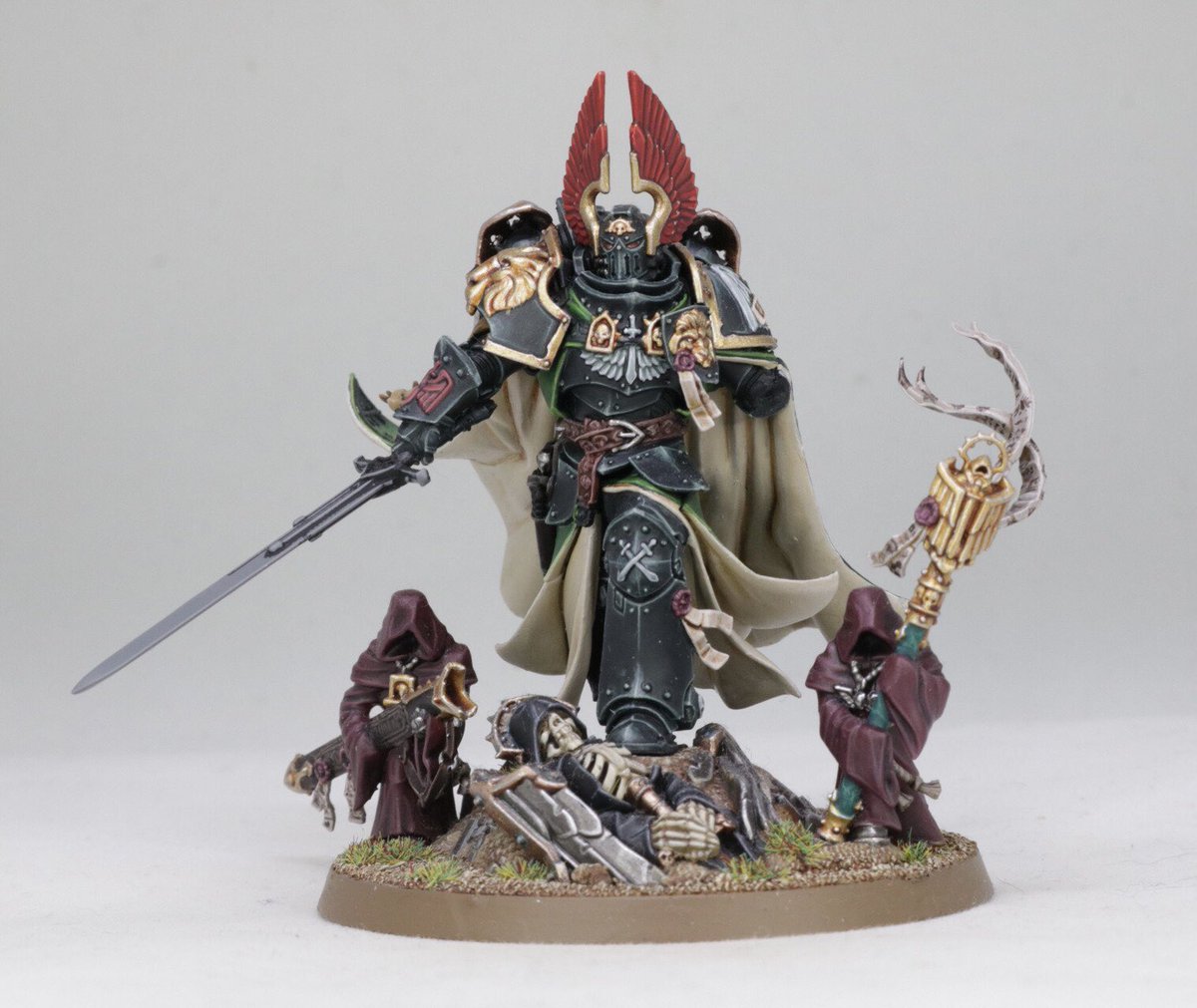 Krazy_Doug's tweet photo. Almost finished him, Almost. Small details, Sword & Shield left. #WarhammerCommunity #PaintingWarhammer #DarkAngles https://t.co/o0tBwoKRHx