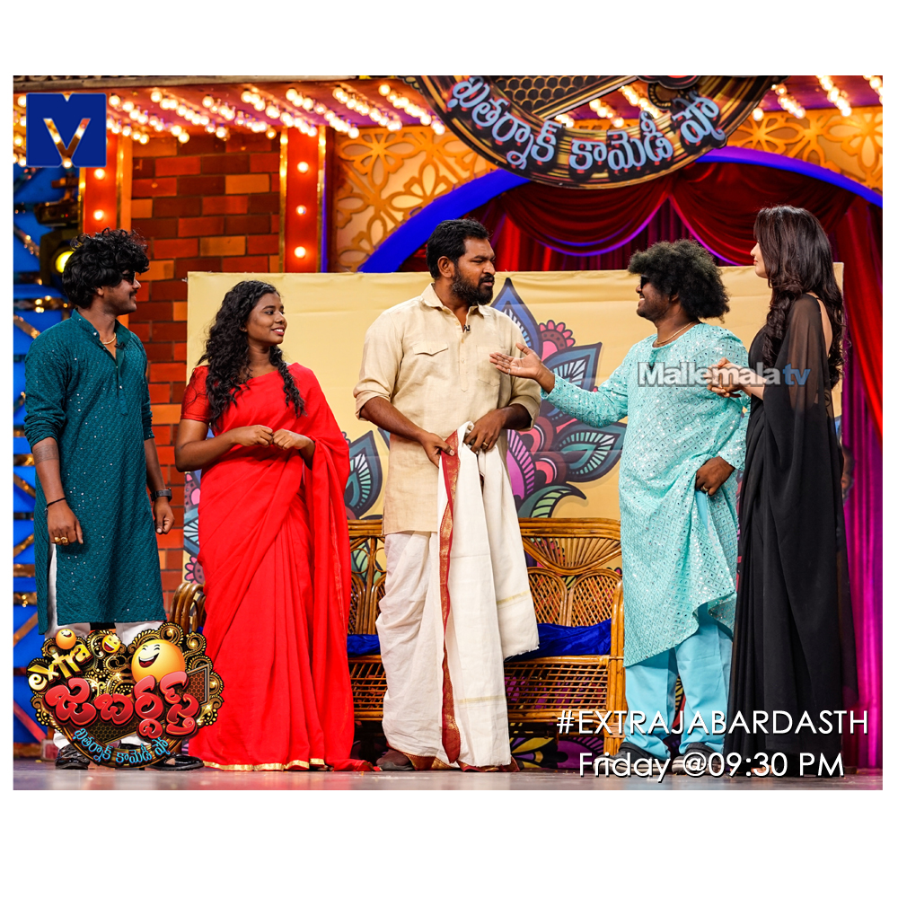mallemalatv's tweet photo. #Emmaneul #Varsha #Babu #KumarMaster #ExtraJabardasth https://t.co/QnKj59Lso5