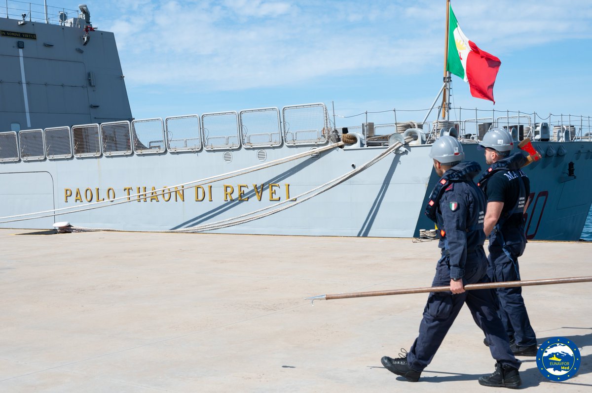 Italian Navy Ship #ThaondiRevel 🇮🇹  Flagship of EUNAVFOR MED Operation #IRINI 🇪🇺 patrolling #MEDCEN🌊for contributing the implementation of #UN 🇺🇳#armsembargo on Libya, prevention of illegal export of crude oil & disruption of the business model of human smuggling⚓️#irini4peace