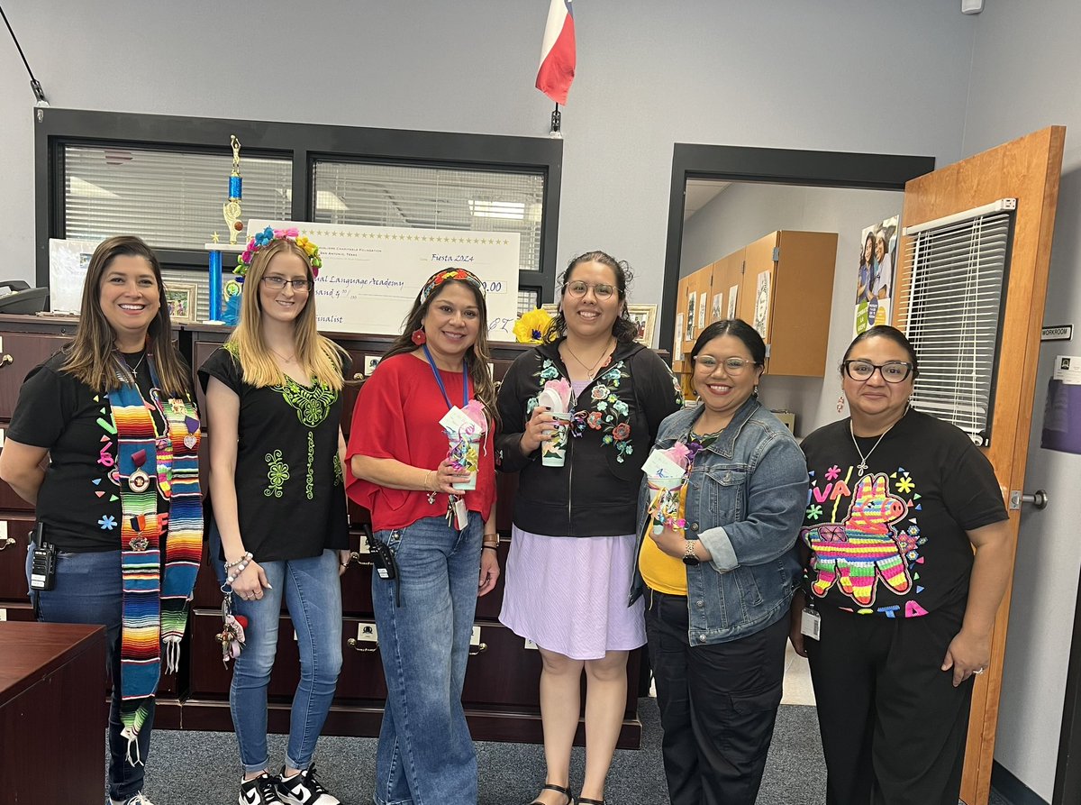 This week, we celebrated our Administrative Office Staff! We extend our gratitude for their hard work and dedication throughout the school year. Your contributions are truly appreciated by all! 💙 One Team…One Mission. RDLA Strong! @RooseveltDLA @drklgilmor @EISDofSA