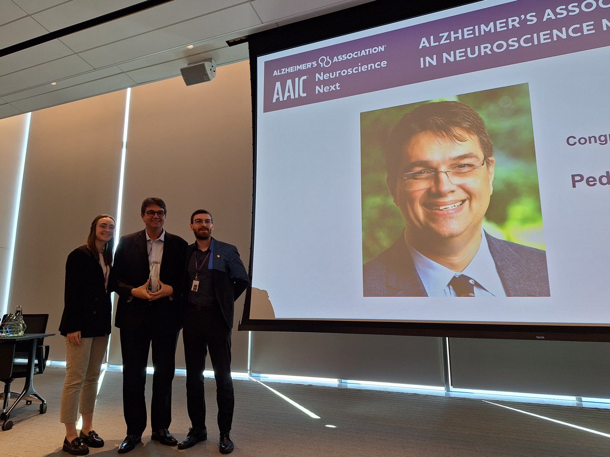 I am grateful to the Alzheimer's Association and all my mentees for receiving the 'Excellence in Neuroscience Mentoring' Award! It has been a privilege to interact with many young and bright scientists on a daily basis. @mcgillu, @TheNeuro_MNI, @DouglasResearch,#ENDALZ,#AAICNeuro