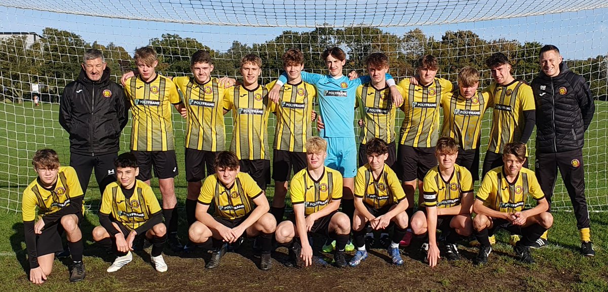 hellesdonfcdons's tweet image. Gonna be an emotional one this Sunday as we will play our final ever fixture !! 😢 💛⚽️⚽️💛 2014 - 2024  #UPTHEDONS #10years