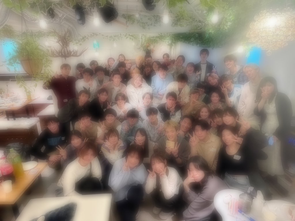 dact_2024's tweet photo. 日曜日は新歓コンパを開催しました！20名以上の新入生が参加してくださり、現役生と共に大いに盛り上がりました🥰ありがとうございました！

残りの新歓練習は4/28.5/10です！
たくさんのご参加お待ちしています🙌

#ダブルダッチ #D_act  #インカレ #インカレサークル #東大サークル #東大オリ2024 https://t.co/b78LAA93hq