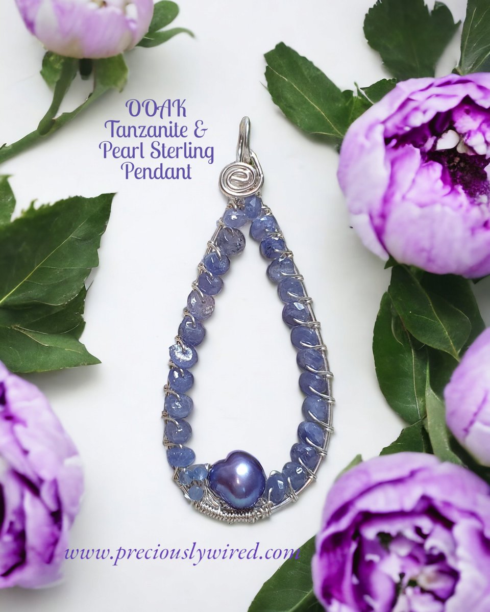 Exquisite OOAK Tanzanite & Pearl 925 pendant preciouslywired.com

#handmade #handmadejewellery #ukmakers #MHHSBD #smartsocial #CraftBizParty #earlybiz #breaktimehour #ElevensesHour #BizHour #Inbizhour #shophandmadehour #womeninbiz #WomanInBizHour #YourBizHour #UKLateHour