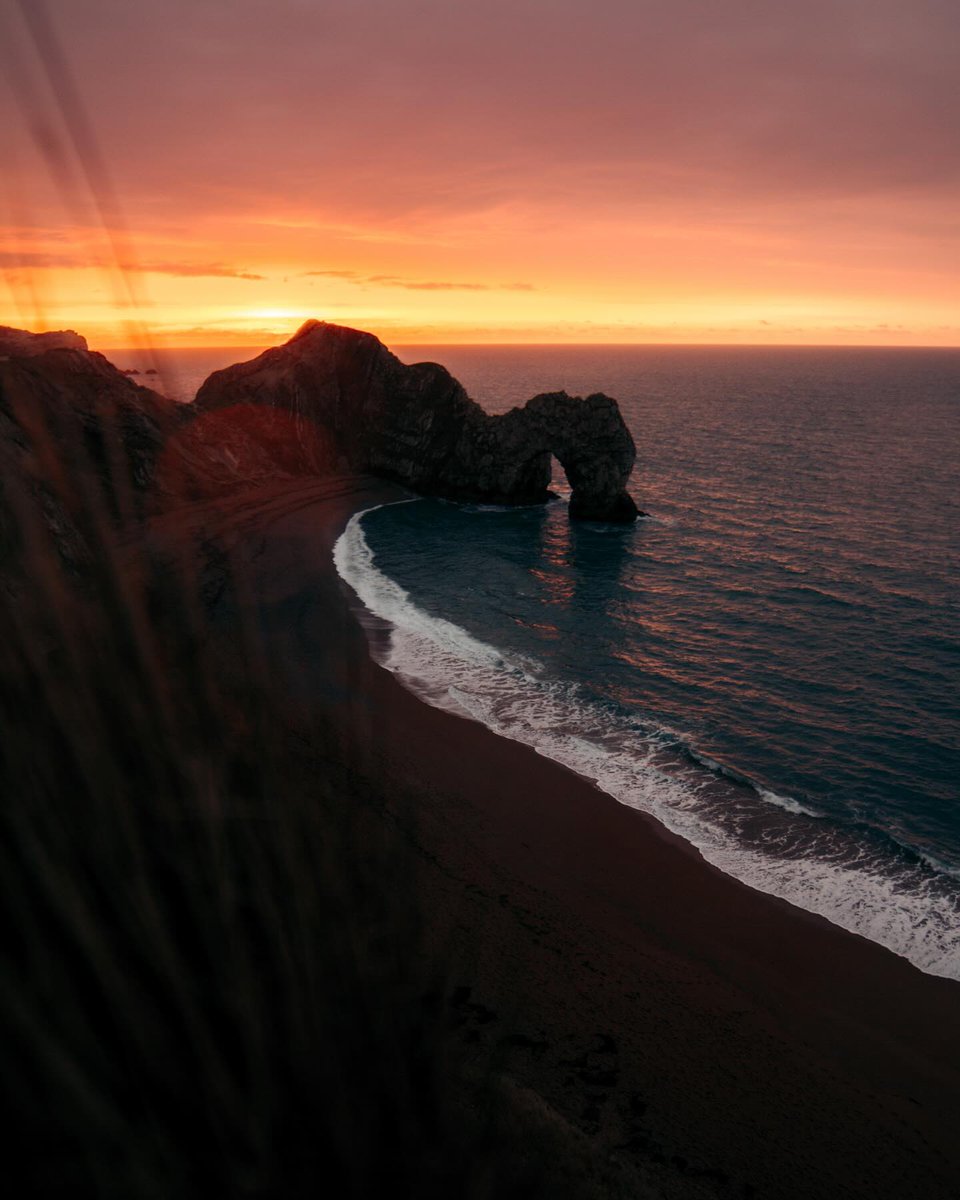 jurassic_coast tweet picture