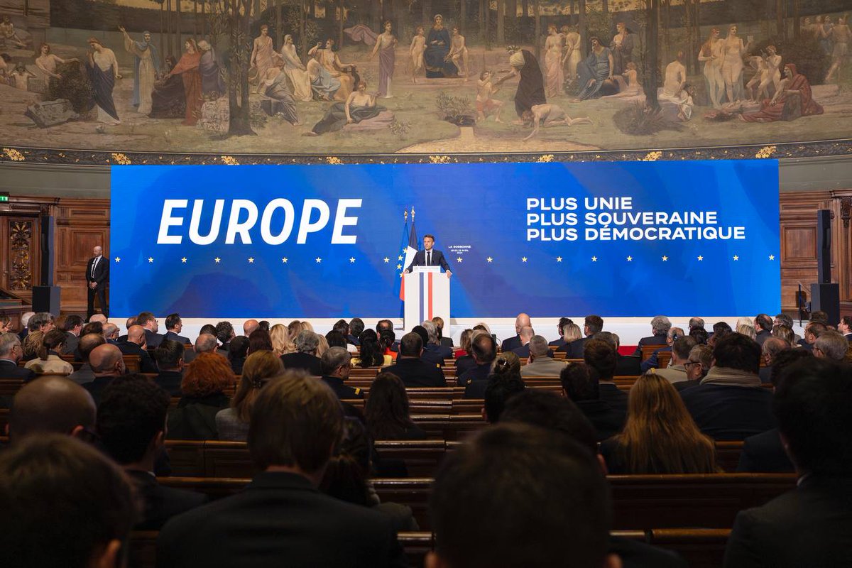 EUROPE PUISSANCE :

Mise en place d’un conseil de défense européen.

Constitution d’une industrie de défense avec une préférence européenne.

#MacronSorbonne
#Sorbonne2