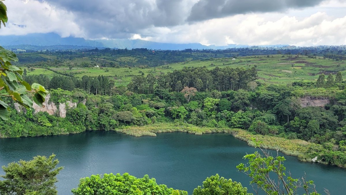 Water and sanitation Project in #FortPortal (3/3): Existing water facilities has to be optimized for the short-term. The different solutions for the long term need to be studied by the consultants @Seureca & @arteliagroup. @nwscug 🇺🇬 @AFD_France 🇫🇷