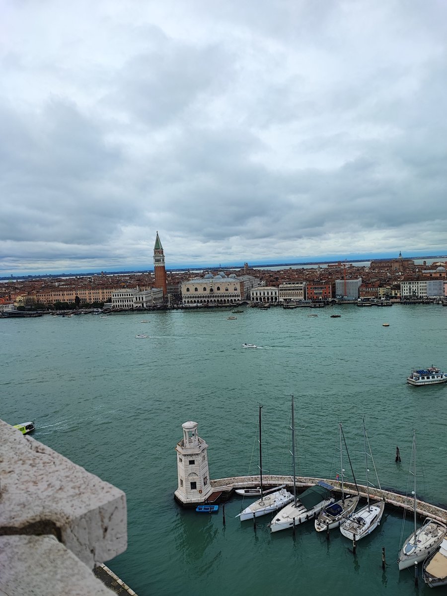 “Travel makes one modest. You see what a tiny place you occupy in the world.”
― Gustav Flaubert
Good morning #Venice!

#aphotoofveniceaday #askmeaboutvenice #veniceblogger #veniceblog #베니스  #venicephotos #venicecolors #venicecanals #veniceitaly #slowvenice #secretvenice