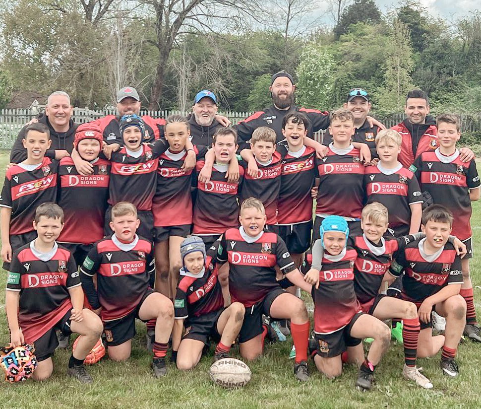 Huge thanks to <a href="/Dragon_Signs/">Dragon Signs</a> for sponsoring our kit for the last couple of  seasons! 🐉 🦁 

We’re still on the lookout for additional sponsors who could help us with our kit for next year, if you’re interested in working together please let us know! 
#Cardiff #Llanishen #Rugby