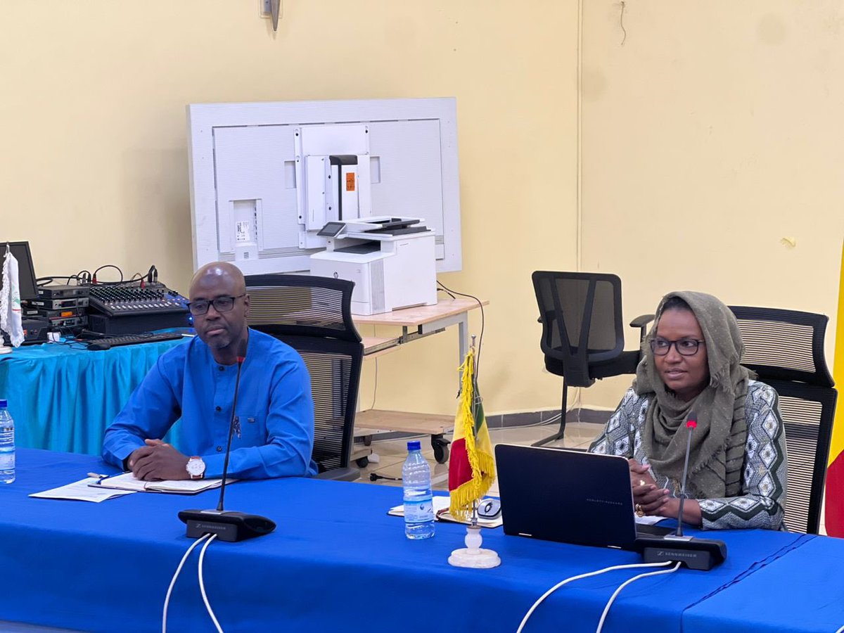 Le 24-4-2024, j’ai eu à prendre part à un panel sur la Mediation Politique et Communautaire à l’Ecole de Maintien de la Paix Alioune Blondin BEYE de Bamako et d’y partager mon expérience. 

C’était à l’intention de stagiaires venus de  (7) pays d’Afrique.