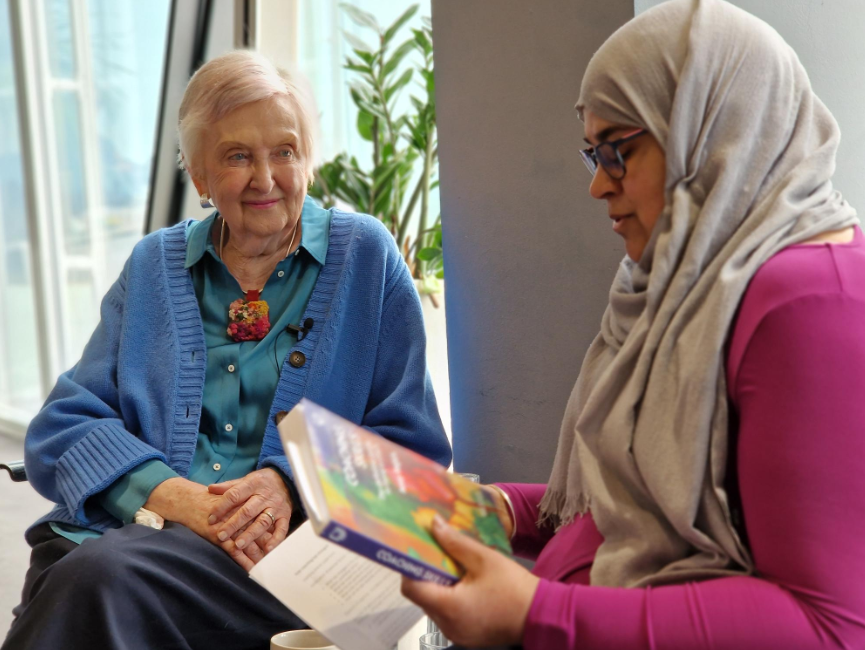 'Be curious, suspend judgement and be willing to listen' - the incredible @JennyRogers10 shares the key qualities of a good coach with @SaiyyidahZaidi, at yesterday's @meylercampbell launch event for #CoachingSkills fifth edition. Get your copy here: mheducation.co.uk/coaching-skill…