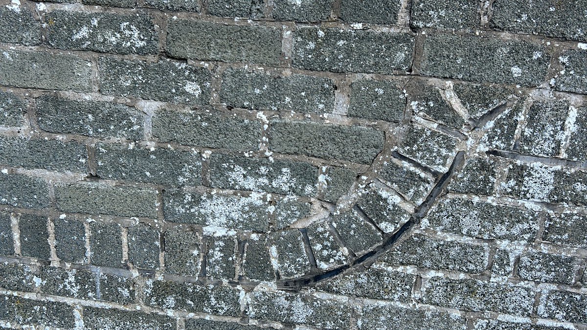 @Helenus_ fossilised brick snake in Llanfairfechan!