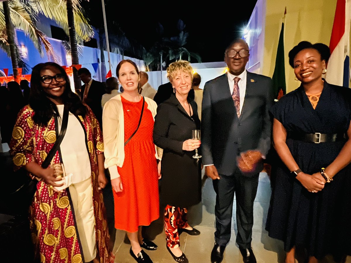 🎉Thank you #Zambia! We loved celebrating #KingsDay in Lusaka. NL supports action on climate change, agriculture, water, and health. Good to meet partners making an impact & @ZambiaMGEE Minister, Hon Eng Nzovu. Thank you tooPerm Sec @EtambuyuG for your warm presence. 🇳🇱🤝🇿🇲