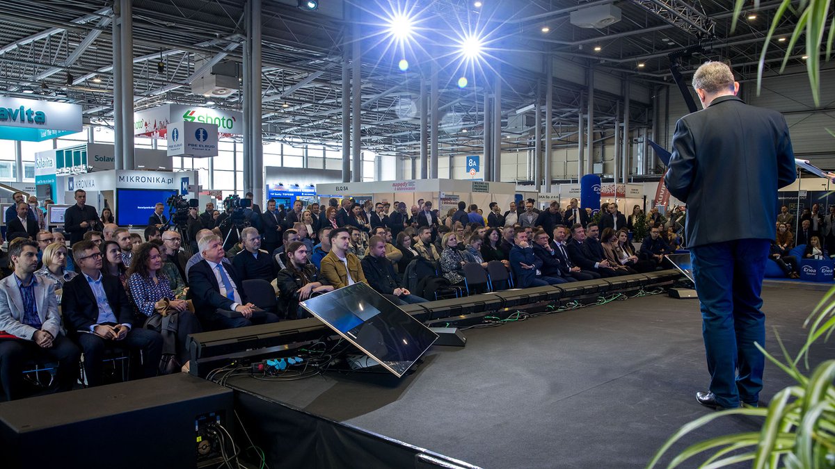 pcss_psnc's tweet photo. #AiEnergINN już za nami! Dziękujemy za liczne przybycie, za rozmowy i zakulisowe pytania. Wyrażamy nadzieję, że wyszliście naelektryzowani dobrą energią i wiedzą, którą wykorzystacie w swojej pracy. 💡🔌@Grupa_Enea @GrupaMtp #AI #EneaOperator #Expopower #innowacje #technologie https://t.co/qbJ9OpHUZb