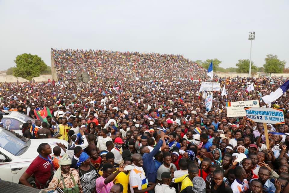 🇹🇩SARH-KYABE: DU COEUR D’AFRIQUE ET DE MON CŒUR VERS VOUS CE PEUPLE QUI M’A TOUT DONNÉ. L’Amour authentique d’un Peuple. La Confiance inébranlable. L’espérance solide et ma loyauté infinie. Je vous aime du même amour que vous me donnez😘😘🇹🇩🇹🇩🌍. J’entends quelqu’un me…