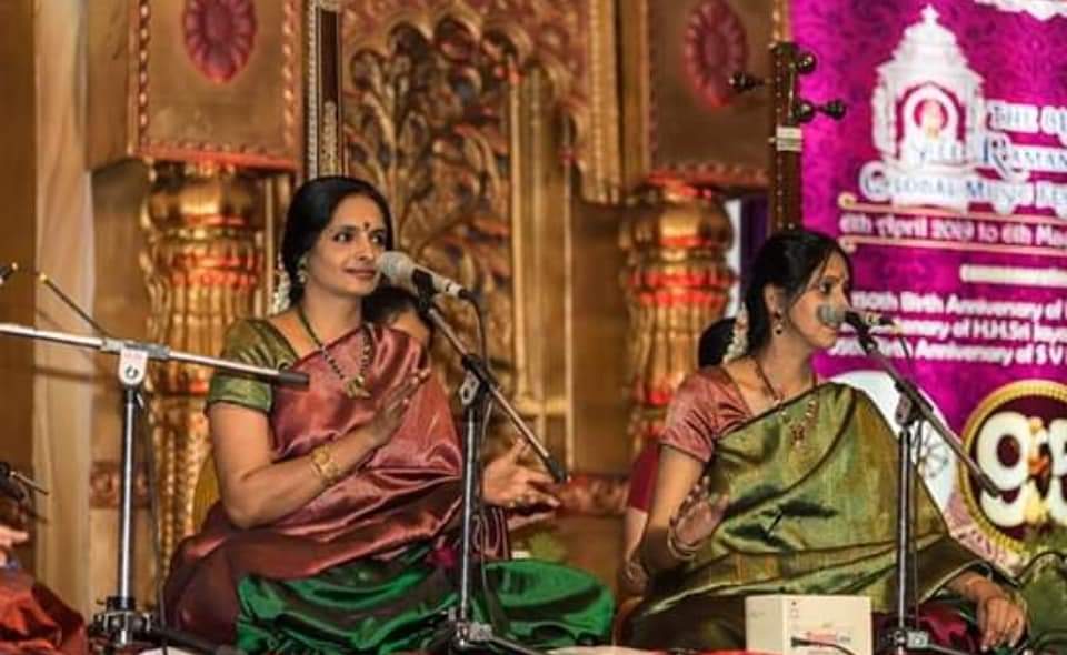 As we look forward to this weekend of concerts in Mysore in Sat, 27 April( for Bidaram Krishnappa Rama Navami concert) and in Bengaluru on Sunday, Apr 28 for Sree Ramaseva Mandali-B'lore Fort high school, here are memories of our previous years' concerts here. Ticket link for