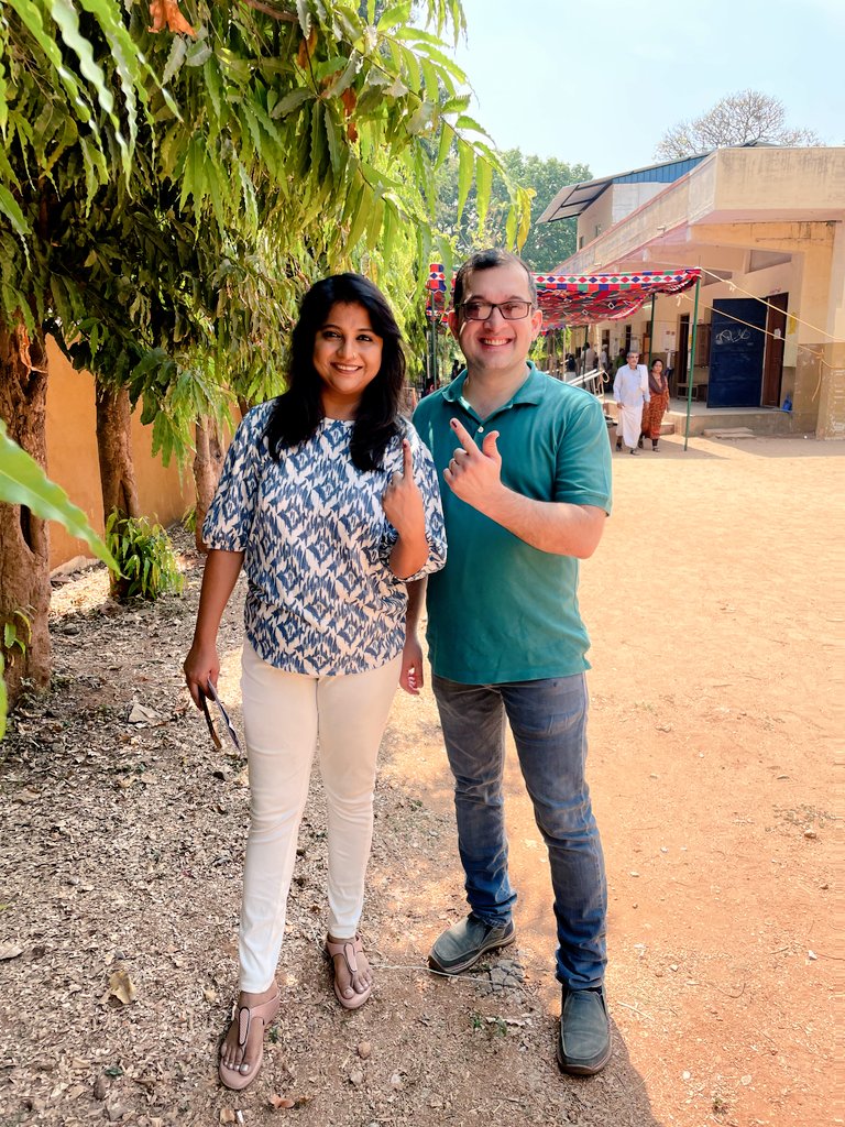 SinchanDixit's tweet photo. ನಮ್ಮ ಮತ ನಮ್ಮ ಹಕ್ಕು. ಮತ ಚಲಾಯಿಸಿ 👆
DROVE TO MYSURU TO CAST OUR VALUABLE VOTES AS COUPLE'S GOAL IS NATIONAL DUTY FIRST
EXERCISE YOUR FRANCHISE- MOST IMPORTANT ASPECT OF DEMOCRACY VOTING MATTERS
#18thloksabhaelections #democracy #sinchandixit #drashith #forensicdentist #playbksinger https://t.co/VZCLz32O9o