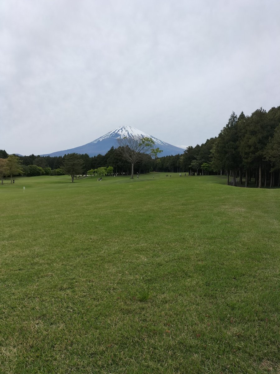 太平洋クラブ御殿場コースからみた富士山