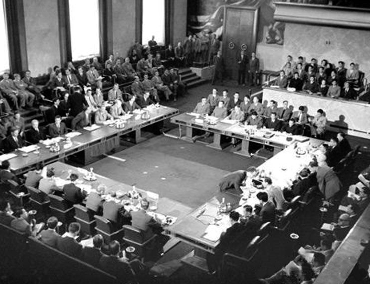#OTD vor 70 Jahren begann in #Genf die #Indochinakonferenz. Die Schweiz nahm an den Verhandlungen nicht teil, stellte sich aber für die Organisation der #Konferenz zur Verfügung & empfing hochrangige Delegationen zu Gesprächen. Zum E-Dossier: dodis.ch/W11 #GuteDienste