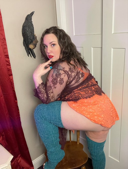 🌺 I just launched a new photo series on my Fansly and ManyVids Clubs! Links below ⬇️ https://t.co/Kl<a href="/tag/mvsales"class="tags"><span>#mvsales</span></a>