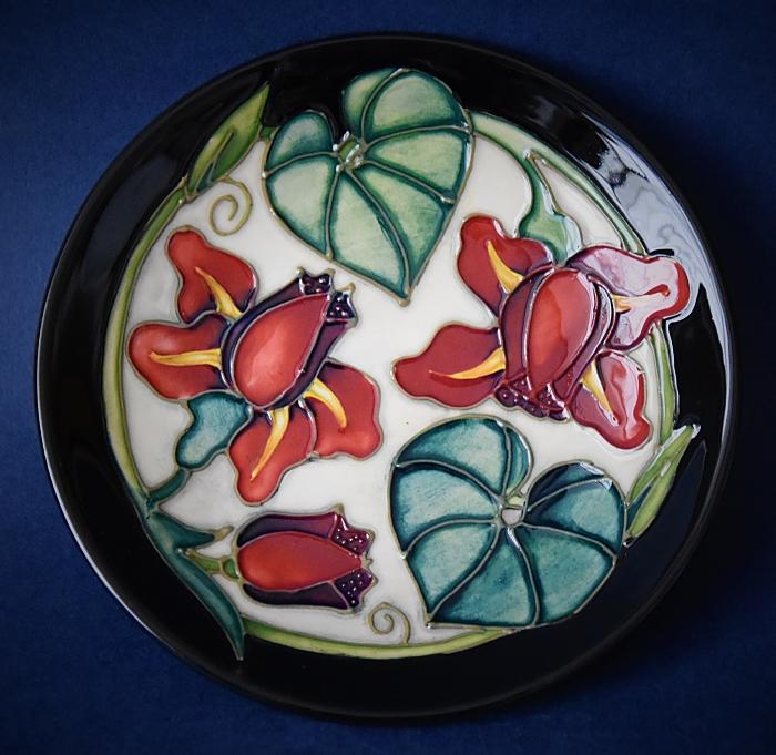 Moorcroft Pottery Palmata 780/4 Philip Gibson
#moorcroft #moorcroftpottery #palmata #philipgibson #ceramics #pottery #StratforduponAvon #Warwickshire 
bwthornton.co.uk/moorcroft.php