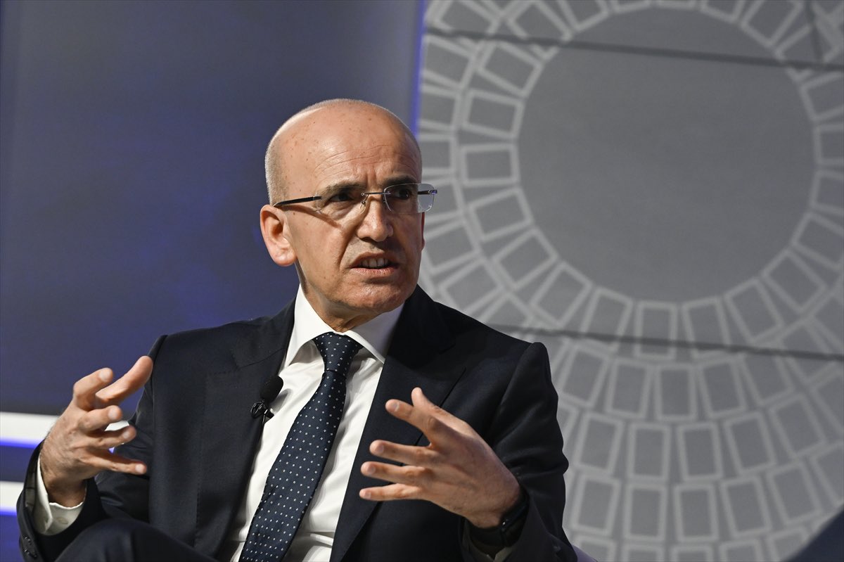 Bakan Şimşek'in talimatıyla, kamu kurumlarının kullandığı 500 araç satışa çıkarıldı.