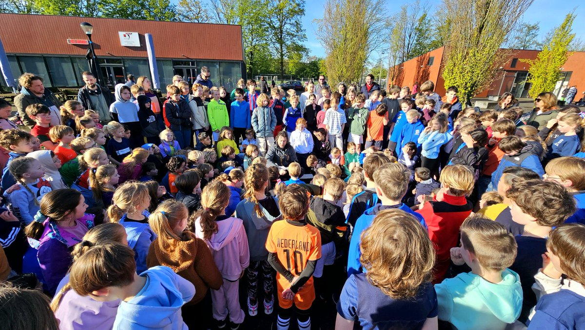 Eric Roeske tweet media