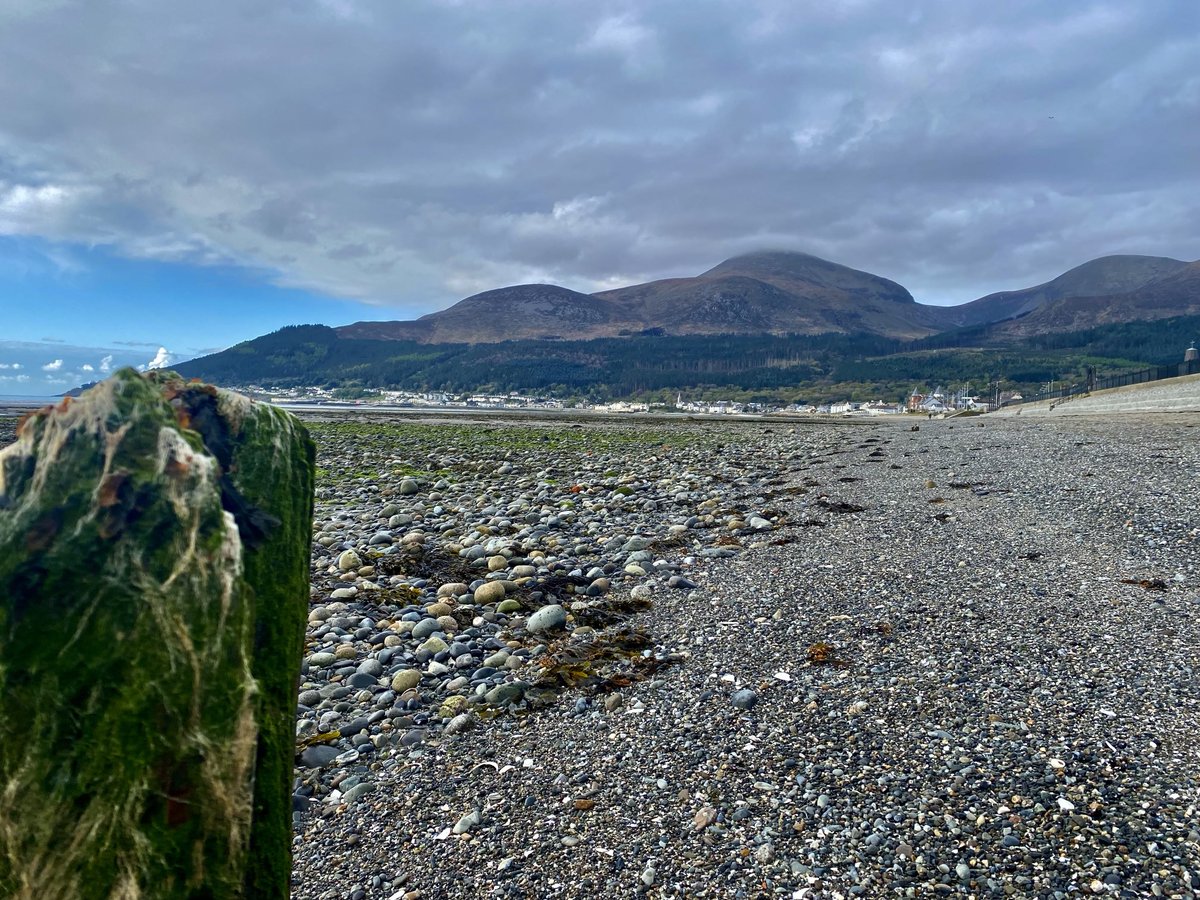 Friday morning County Down coast ⁦@bbcniweather⁩ ⁦@angie_weather⁩ ⁦@barrabest⁩ ⁦@WeatherCee⁩ ⁦@deric_tv⁩ ⁦@geoff_maskell⁩ ⁦@bbcweather⁩ ⁦@Louise_utv⁩ ⁦@MetMattTaylor⁩ ⁦@BBCTheOneShow⁩